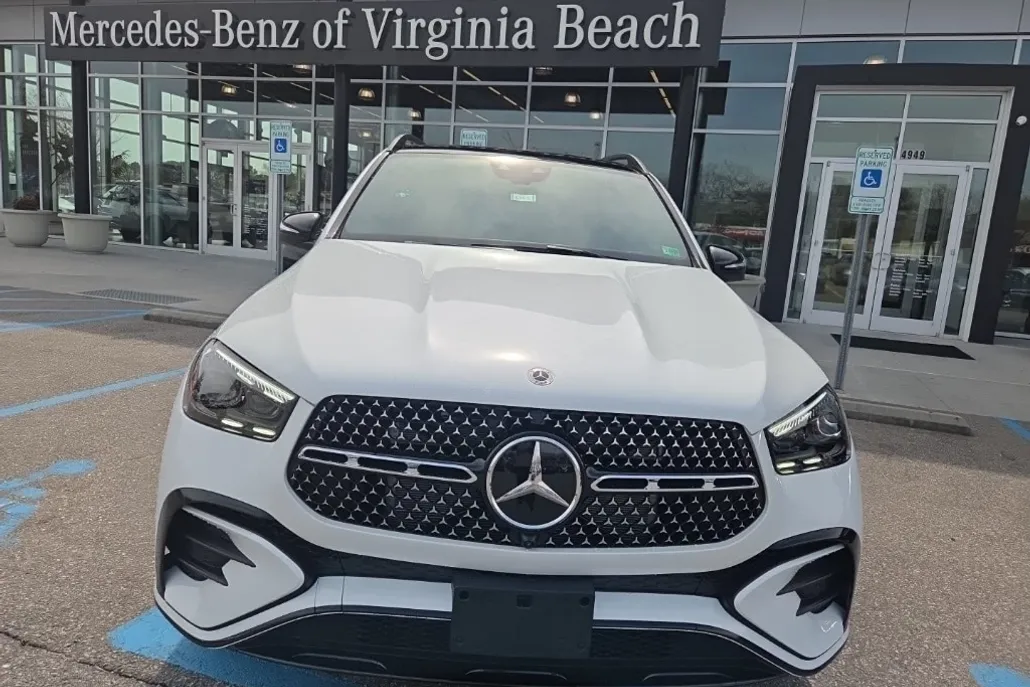 2025 Mercedes Benz GLE 450e 4MATIC photo 1