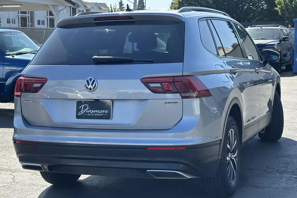 2021 Volkswagen Tiguan S photo 1