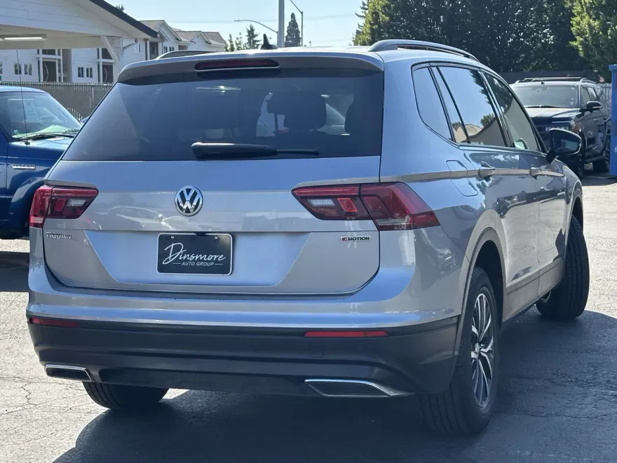 2021 Volkswagen Tiguan S photo 1