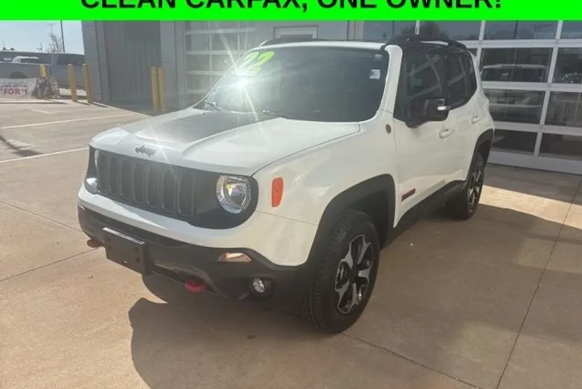 2022 Jeep Renegade Trailhawk photo 1