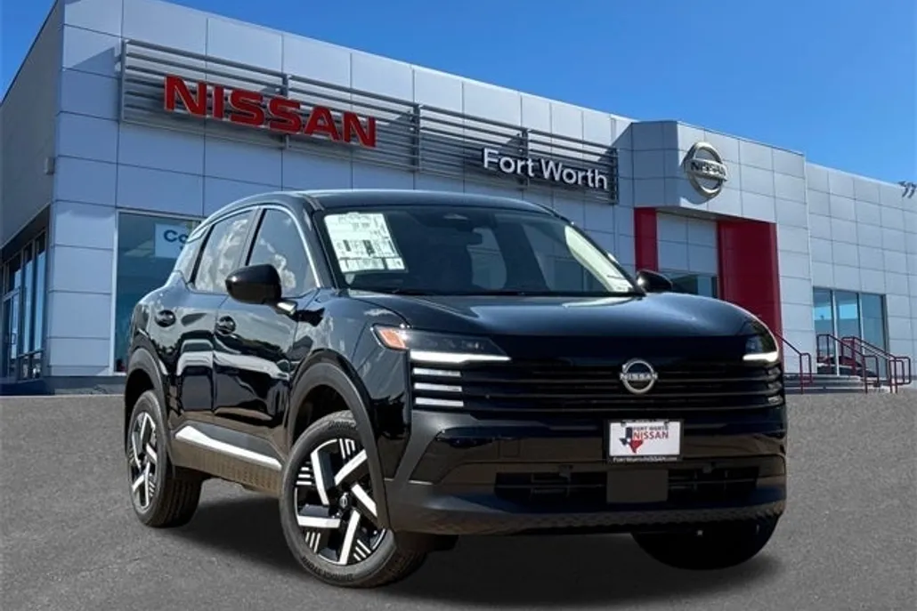 2025 Nissan Kicks SV photo 1