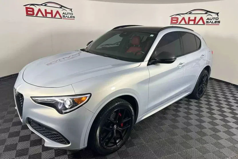 2020 Alfa Romeo Stelvio Ti Sport photo 1