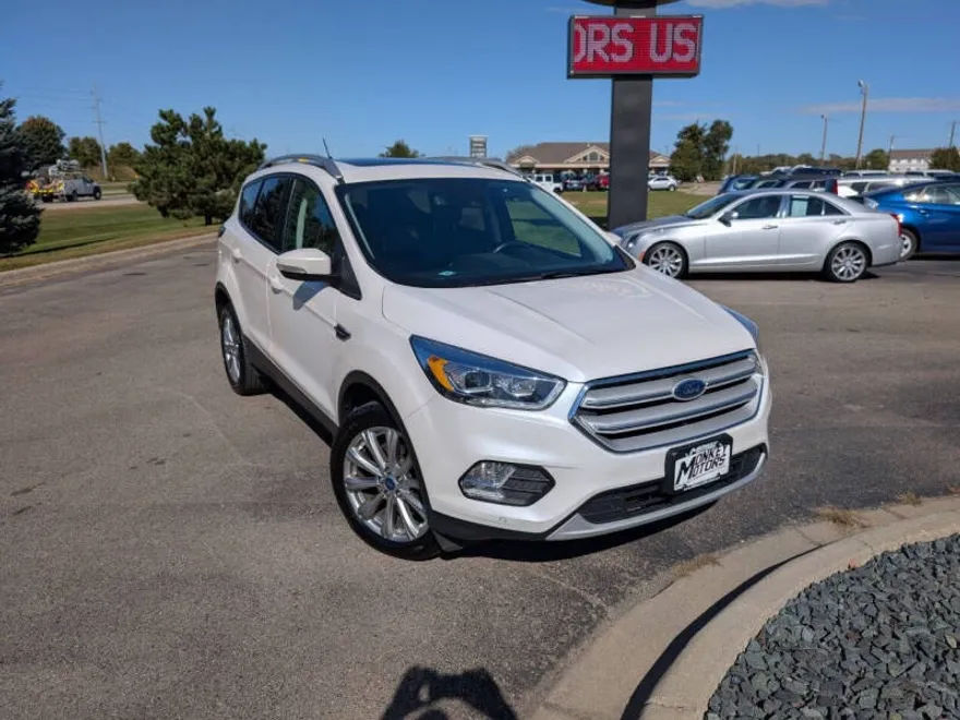 2018 Ford Escape Titanium photo 1