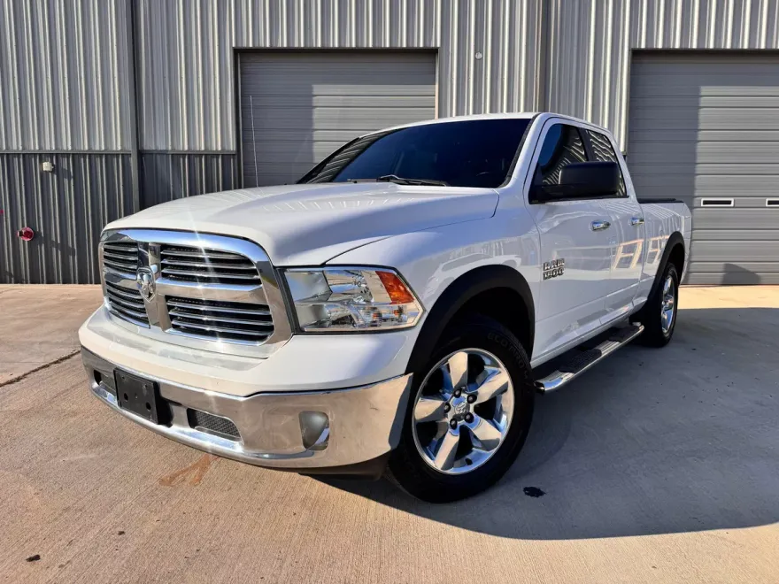 2015 Ram 1500 Big Horn photo 1