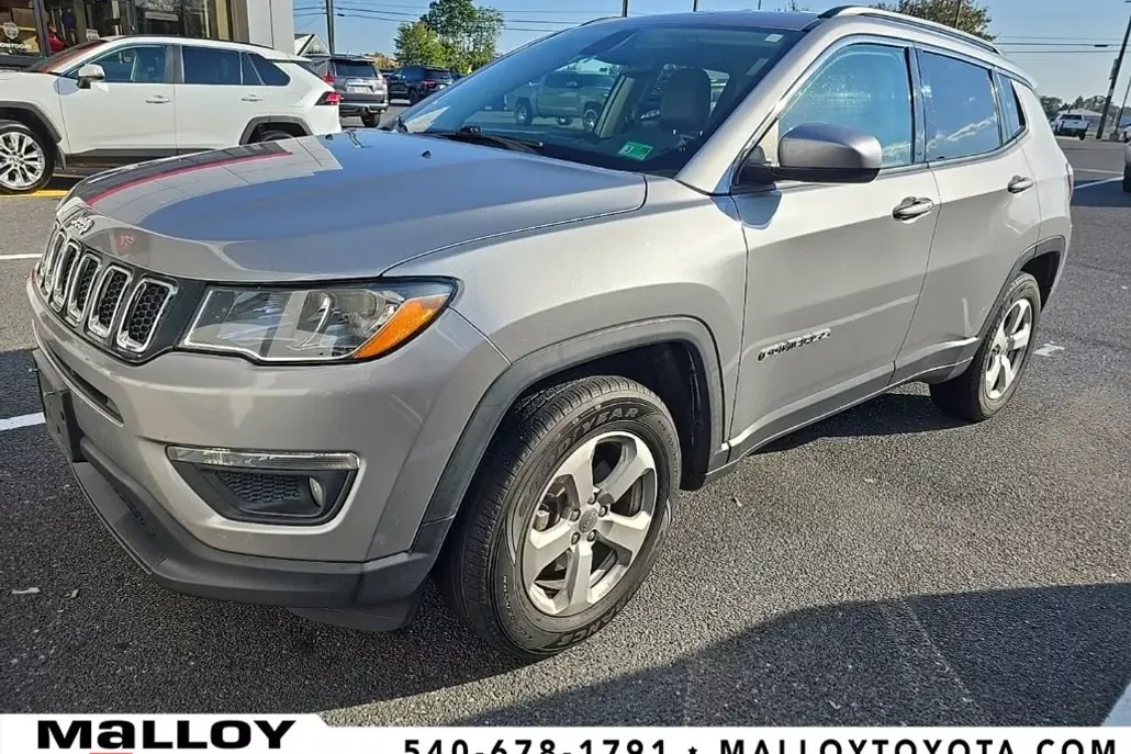 2019 Jeep Compass Latitude photo 1