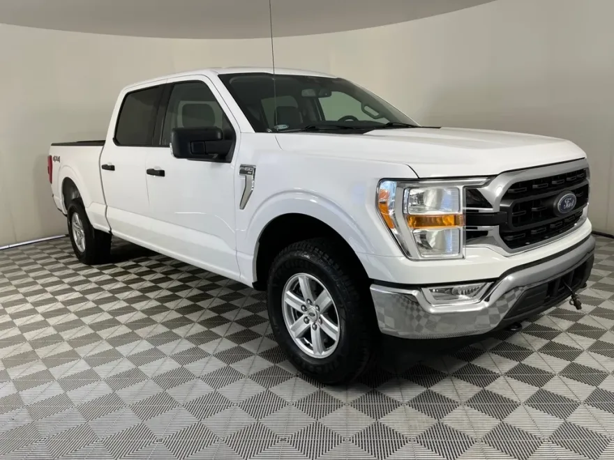 2021 Ford F-150 XLT photo 1