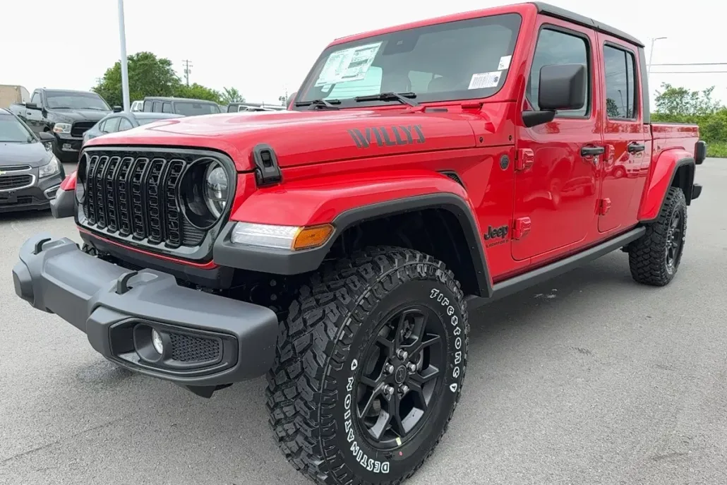 2025 Jeep Gladiator Willys photo 1