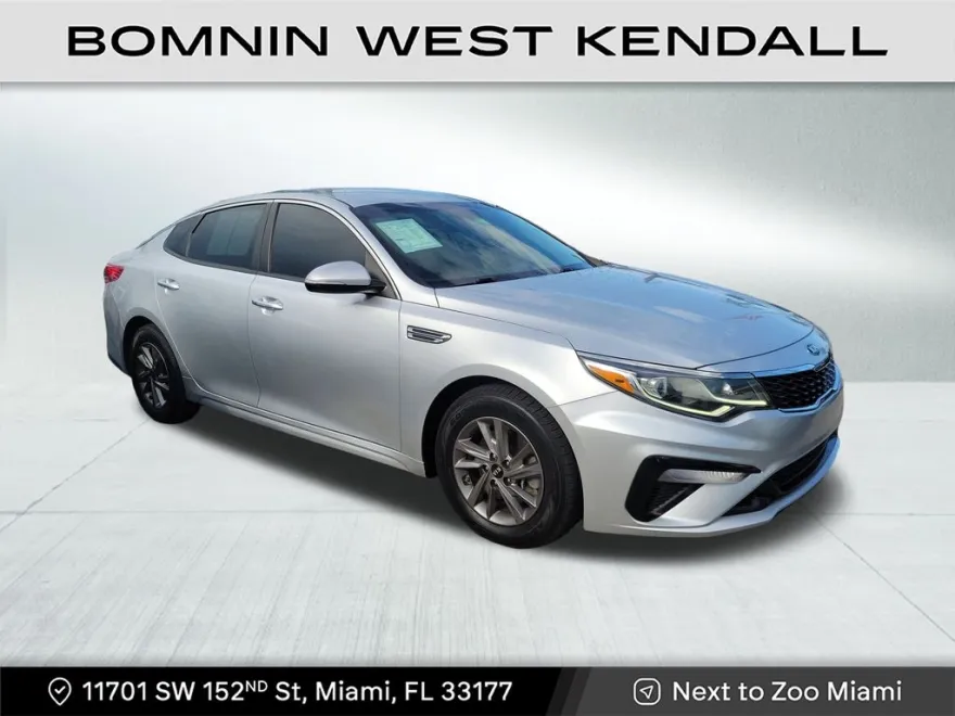 2020 Kia Optima LX photo 1
