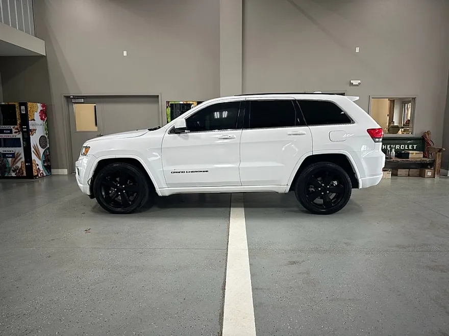 2015 Jeep Grand Cherokee Altitude photo 1