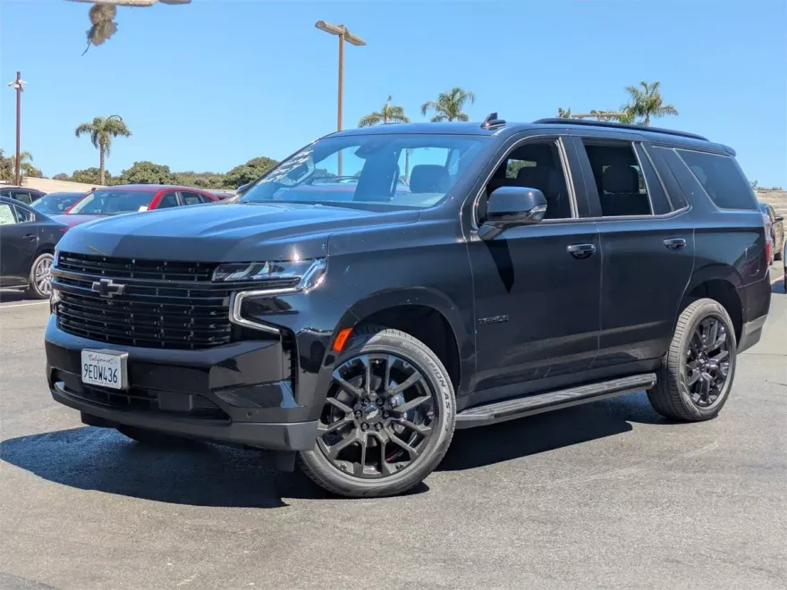 2023 Chevrolet Tahoe RST photo 1