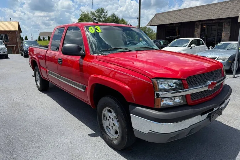 2003 Chevrolet Silverado 1500 LT photo 1