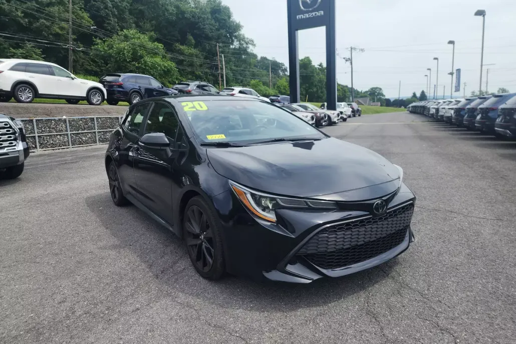 2020 Toyota Corolla SE photo 1