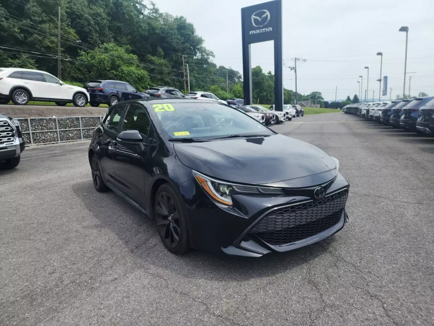 2020 Toyota Corolla SE photo 1