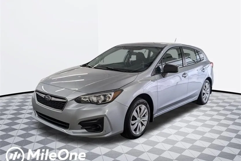 2017 Subaru Impreza 2.0i photo 1