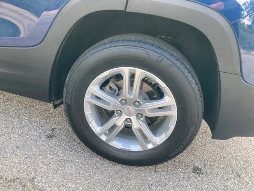 2023 Gmc Terrain SLE photo 1