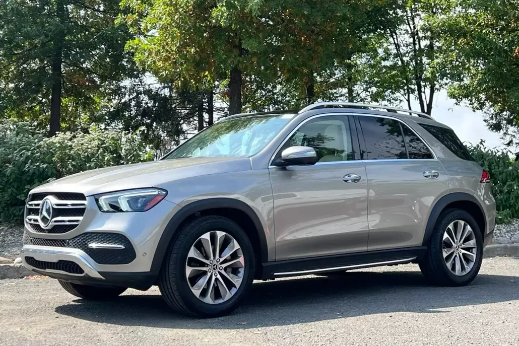 2022 Mercedes Benz GLE 350 4MATIC photo 1