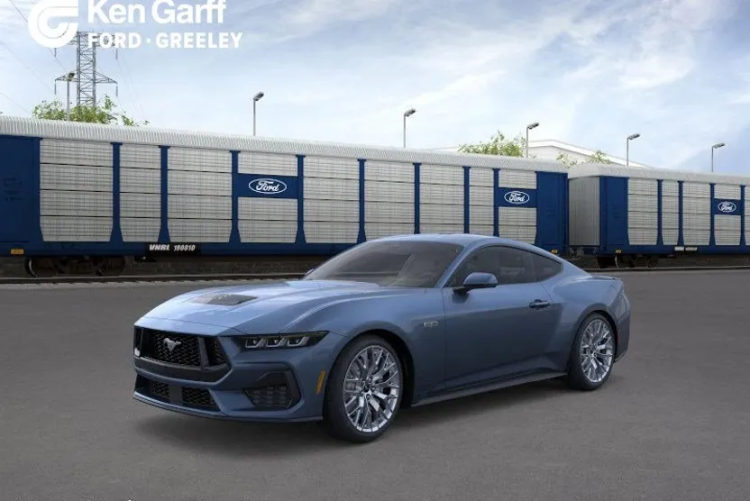 2025 Ford Mustang GT photo 1