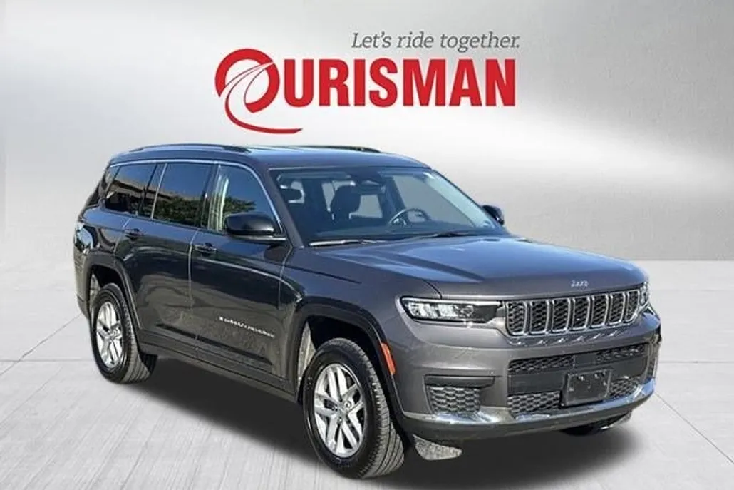 2023 Jeep Grand Cherokee Laredo photo 1