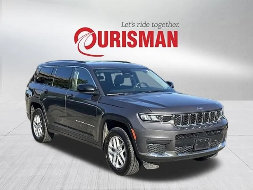 2023 Jeep Grand Cherokee Laredo photo 1