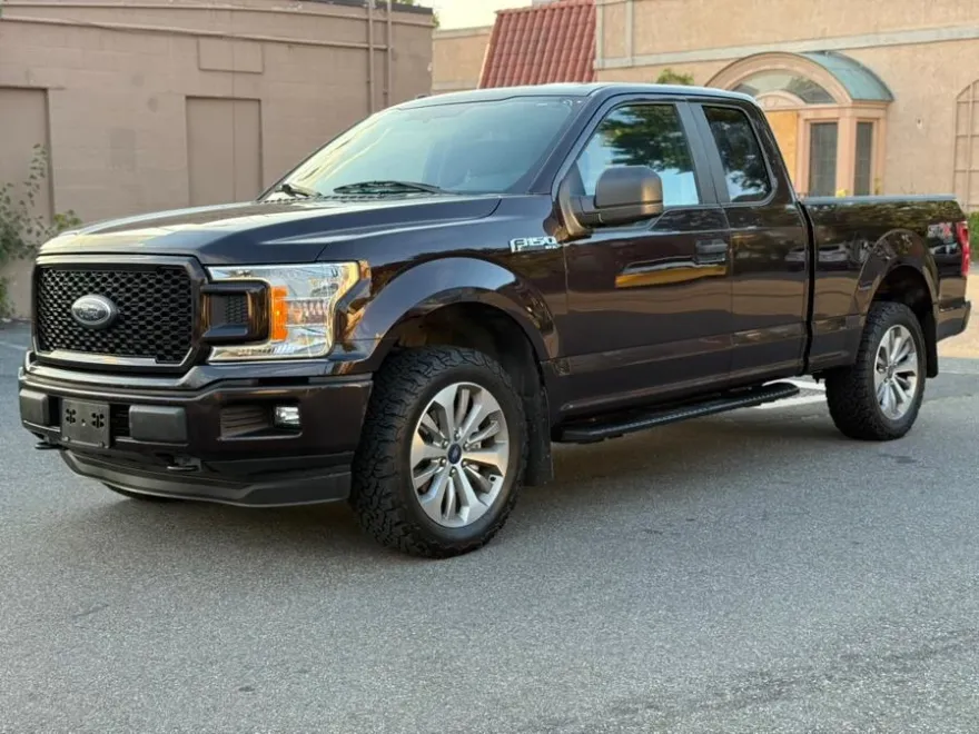 2018 Ford F-150 XL photo 1