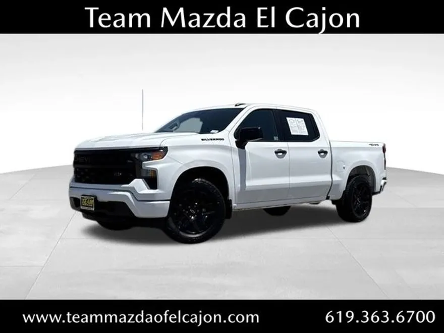 2023 Chevrolet Silverado 1500 Custom photo 1