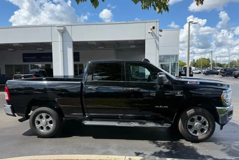 2024 Ram 2500 Big Horn photo 1