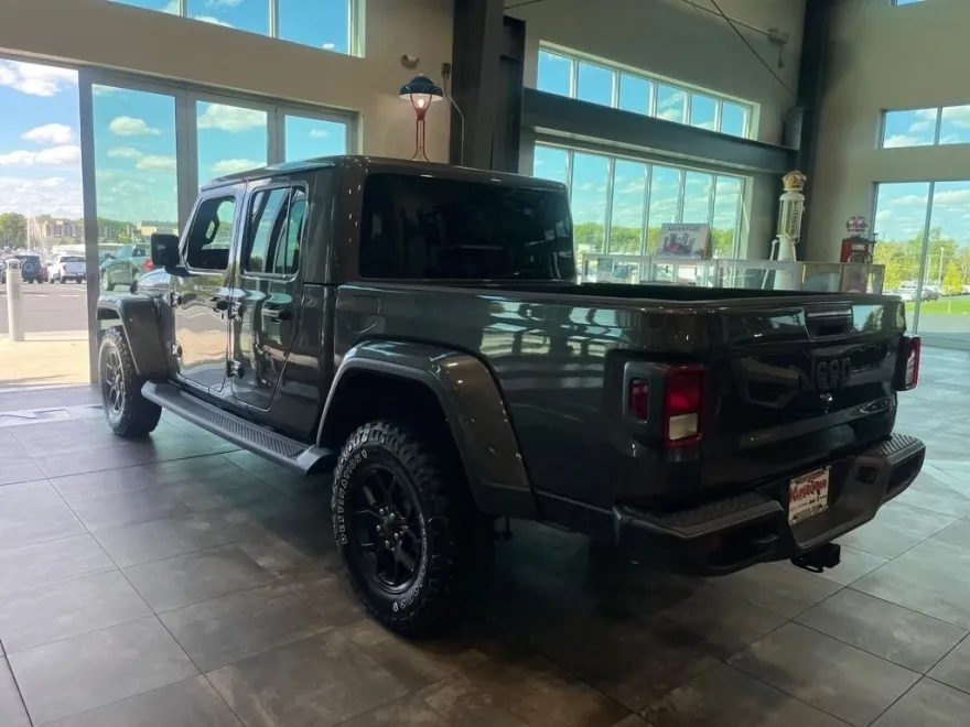 2025 Jeep Gladiator Sport photo 1