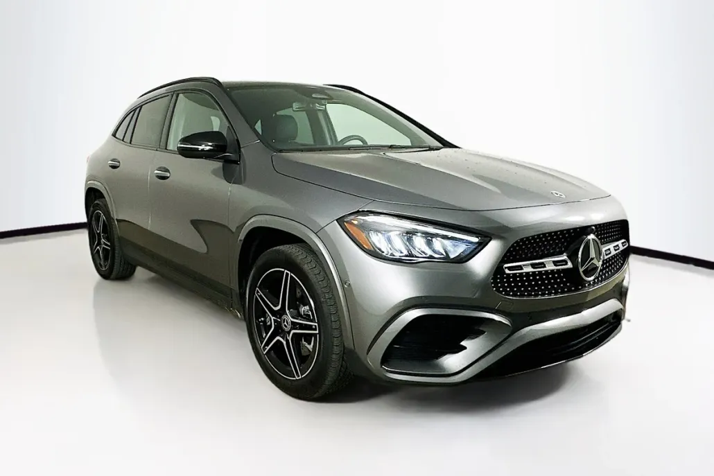2024 Mercedes Benz GLA 250 4MATIC photo 1