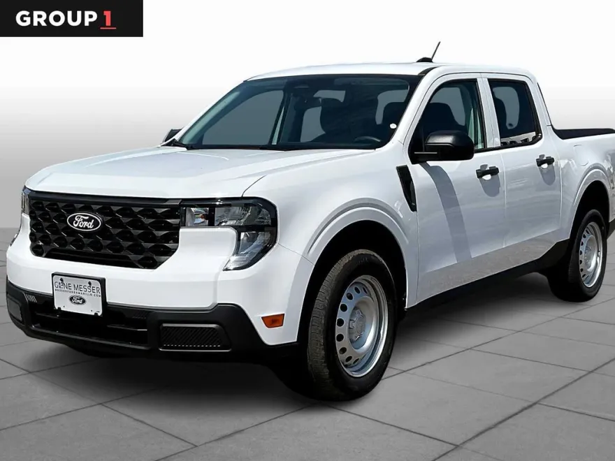 2025 Ford Maverick XL photo 1