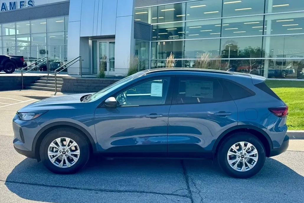 2025 Ford Escape Active photo 1