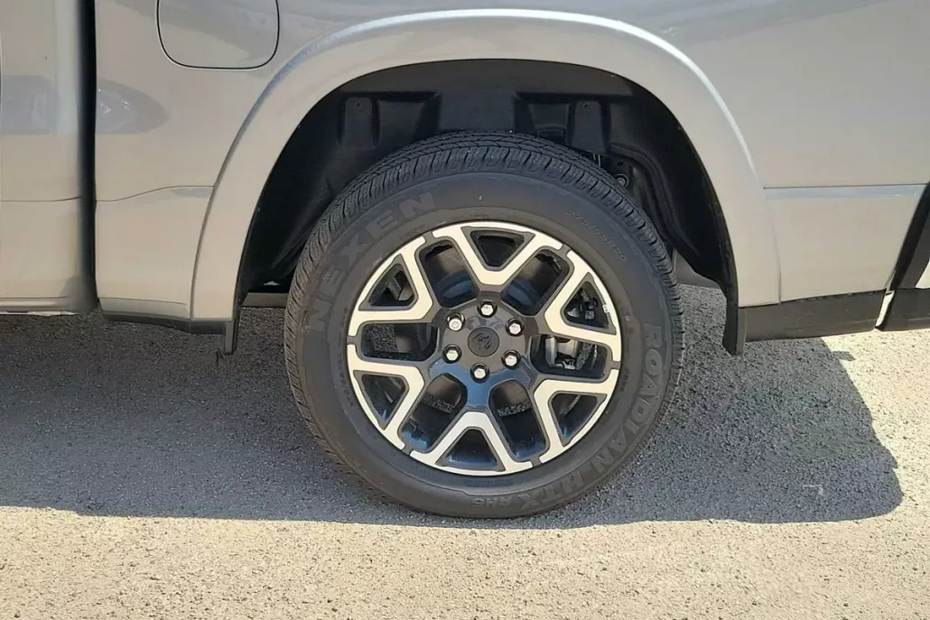 2025 Ram 1500 Laramie photo 1