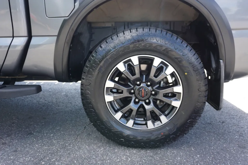 2021 Nissan Titan PRO-4X photo 1