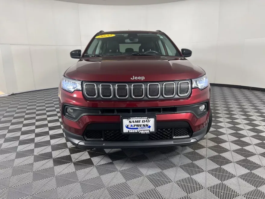 2022 Jeep Compass North Edition Latitude photo 1