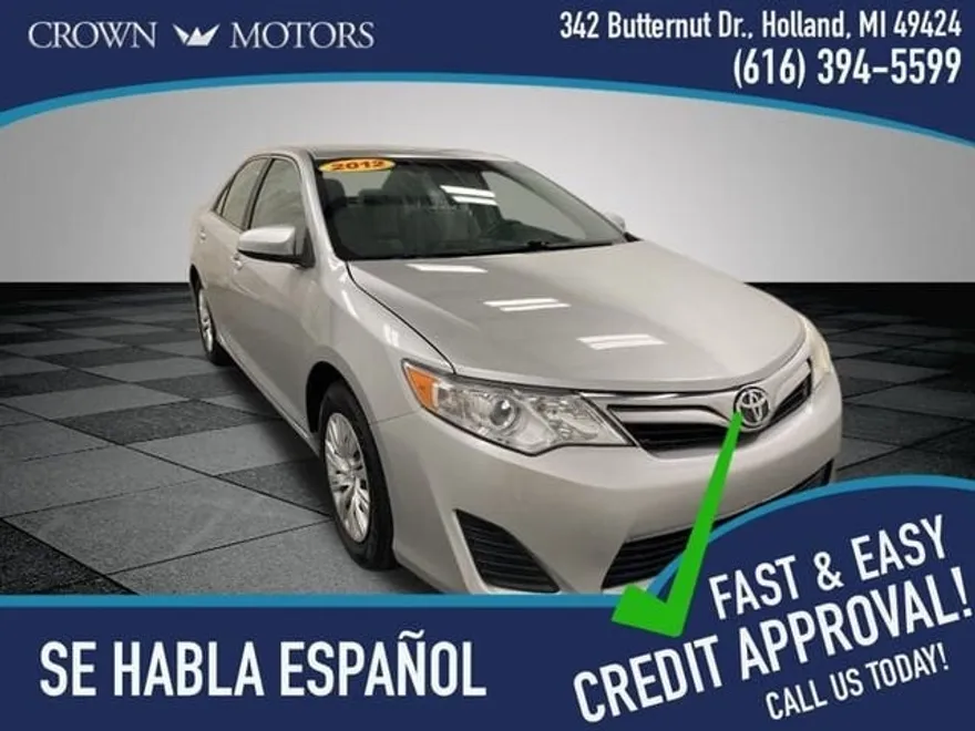 2012 Toyota Camry L photo 1