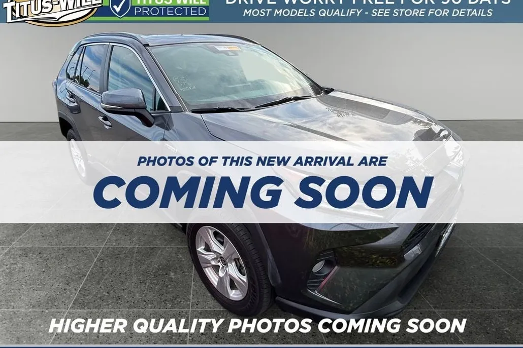 2021 Toyota RAV4 Hybrid XLE photo 1