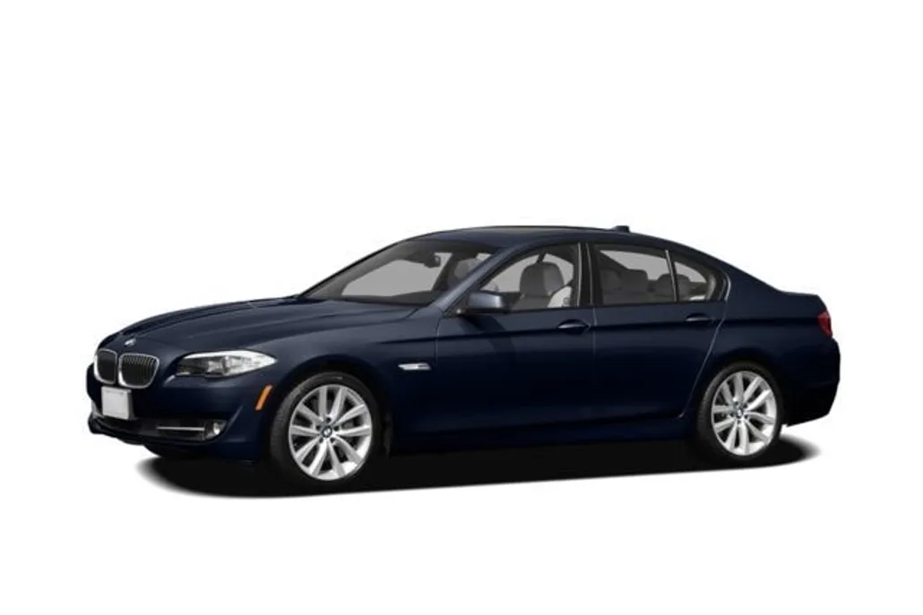 2012 Bmw 528xi 5-Series photo 1