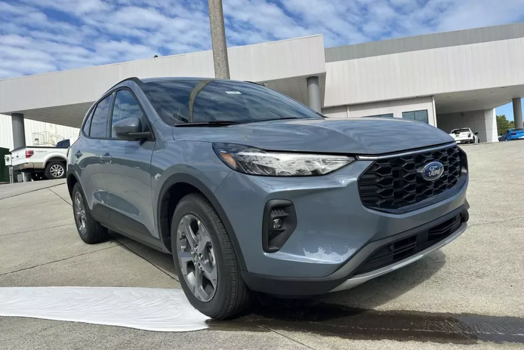 2026 Ford Escape ST-Line Select photo 1