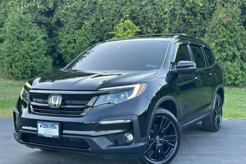 2022 Honda Pilot Special Edition photo 1