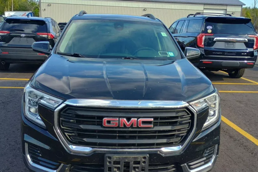 2023 Gmc Terrain SLE photo 1