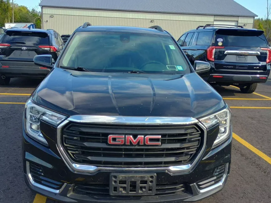 2023 Gmc Terrain SLE photo 1
