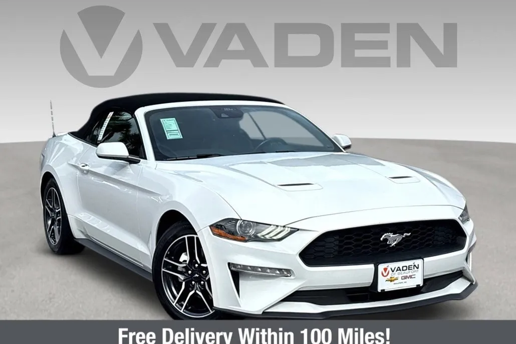 2022 Ford Mustang EcoBoost Premium photo 1