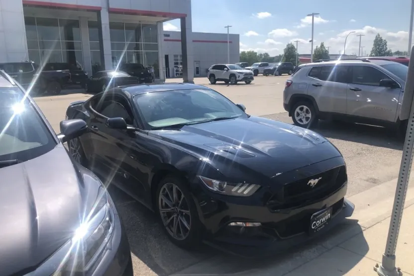 2015 Ford Mustang GT Premium photo 1