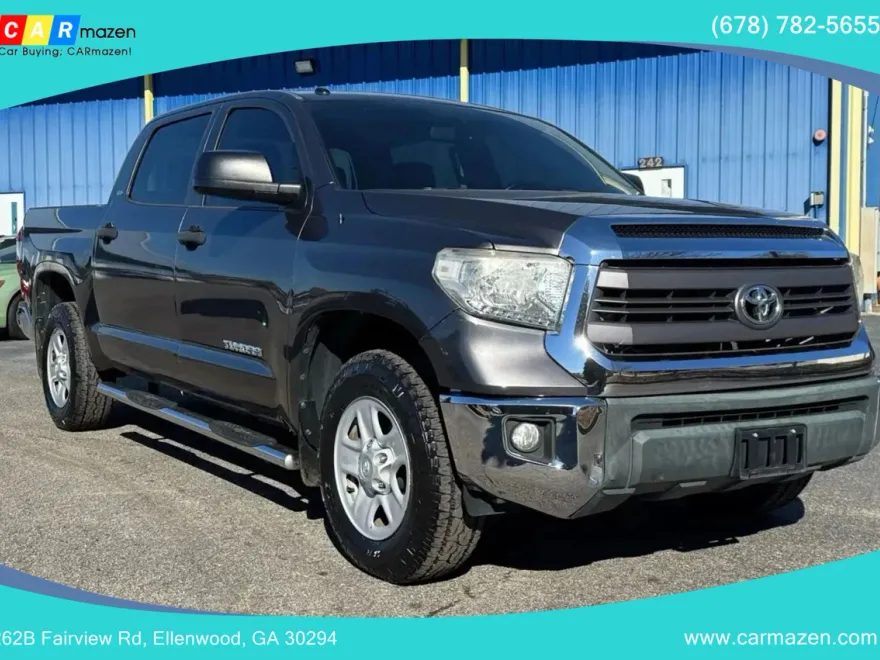 2015 Toyota Tundra CrewMax SR5 photo 1