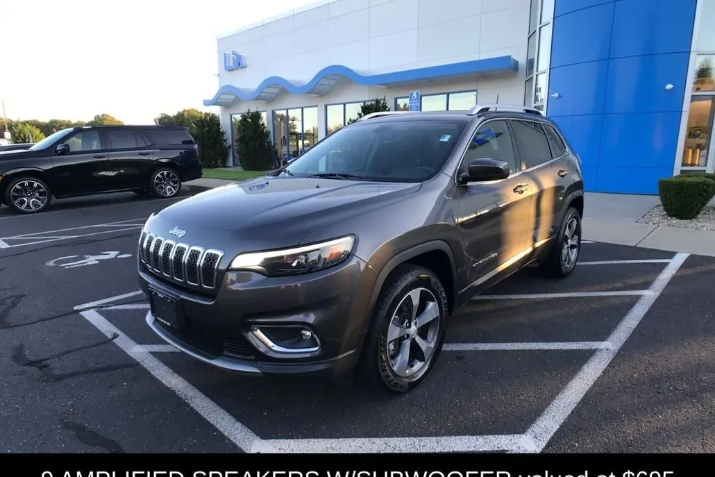 2019 Jeep Cherokee Limited photo 1