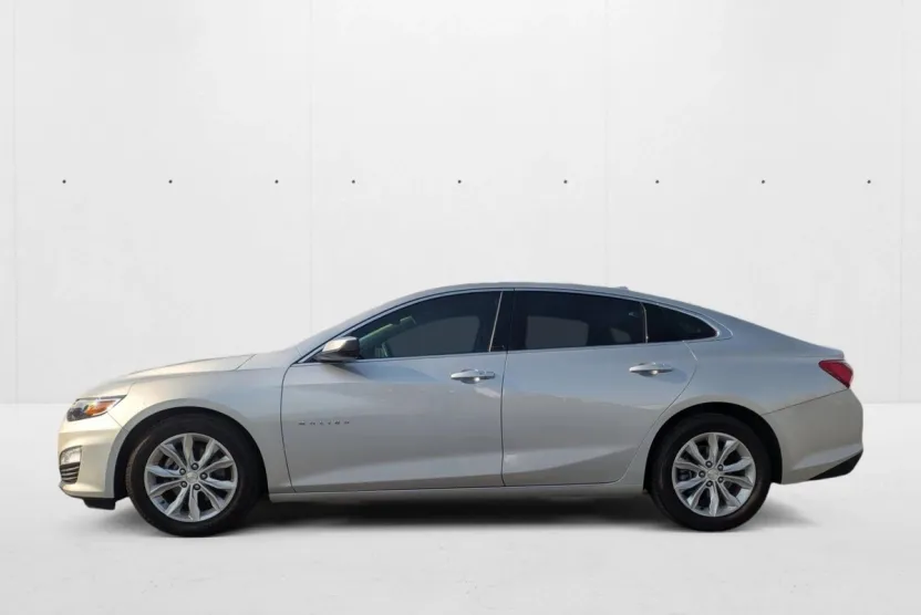 2019 Chevrolet Malibu 1LT photo 1