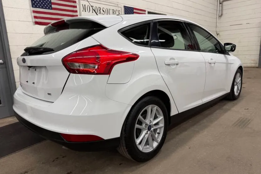 2018 Ford Focus SE photo 1