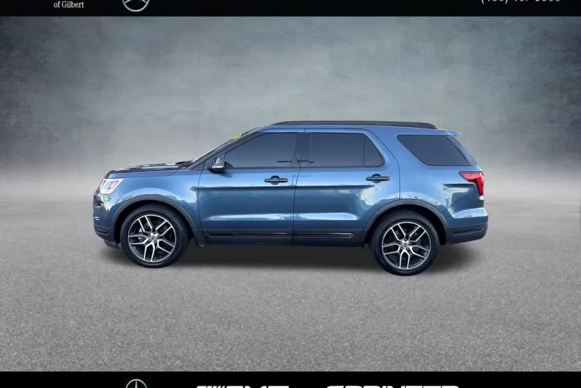 2019 Ford Explorer Sport photo 1