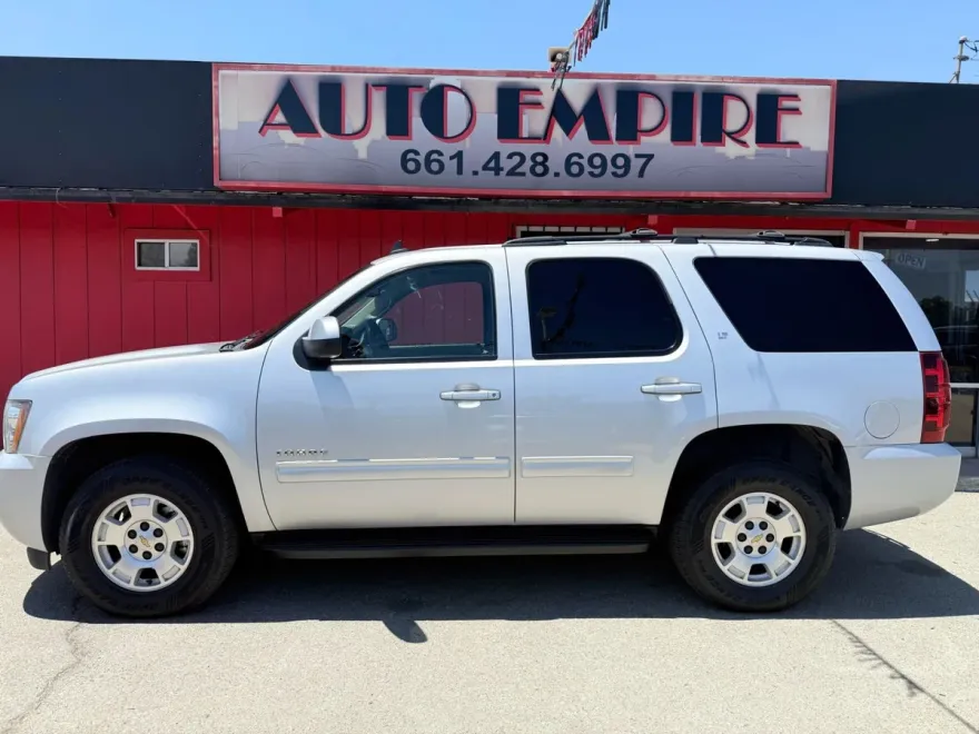 2014 Chevrolet Tahoe LT photo 1