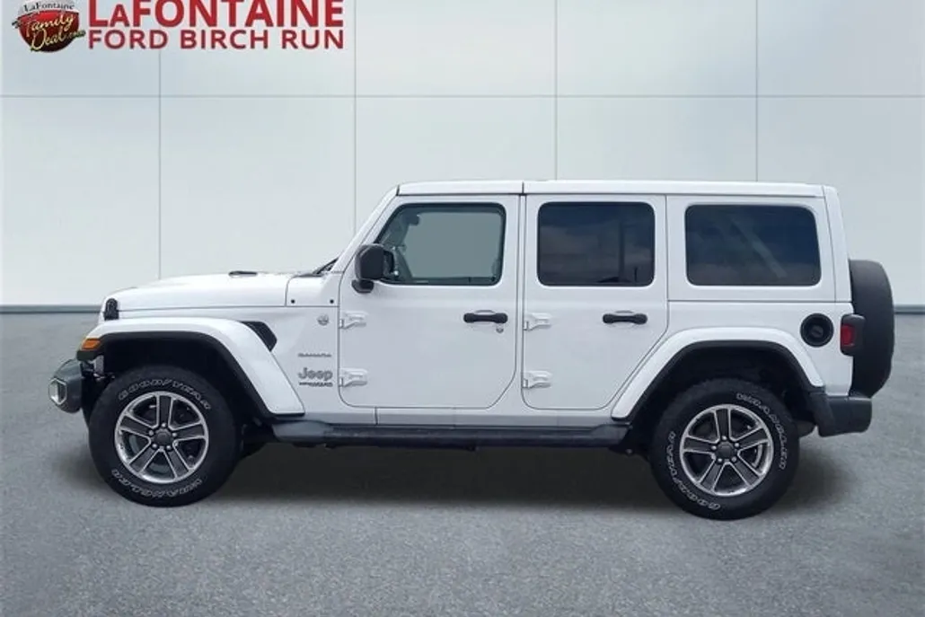 2018 Jeep Wrangler Unlimited Sahara photo 1