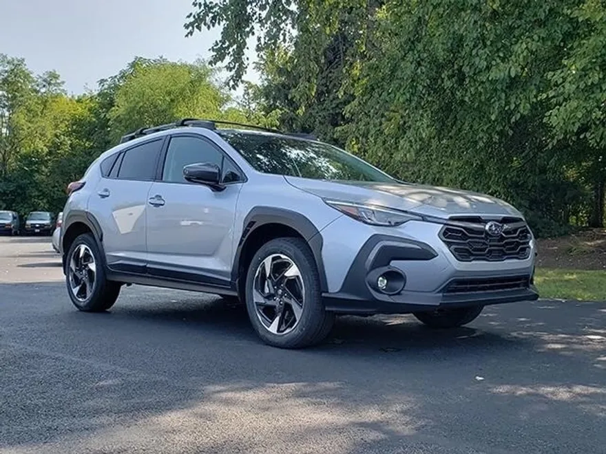 2024 Subaru Crosstrek Limited photo 1